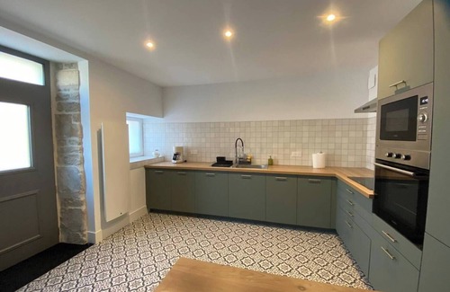 Mauze-sur-le-Mignon House | La Mignonnette, Spacious house near the city center