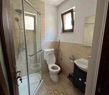 Birsana House | La Mona