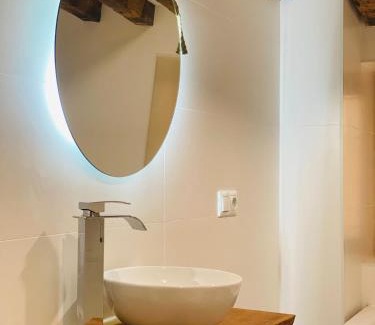 Old Town Apartment | La Moneda Home Spa