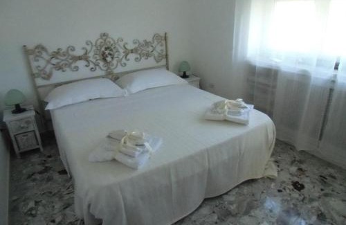 Tiberio Villa | La Mouette di Nico