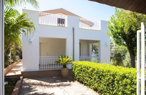 Carini House | La Murgiulina