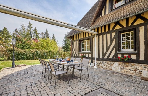 Beaumont-le-Roger House | La Musardière - Cottage avec Grand Jardin
