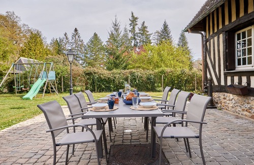 Beaumont-le-Roger House | La Musardière - Cottage avec Grand Jardin