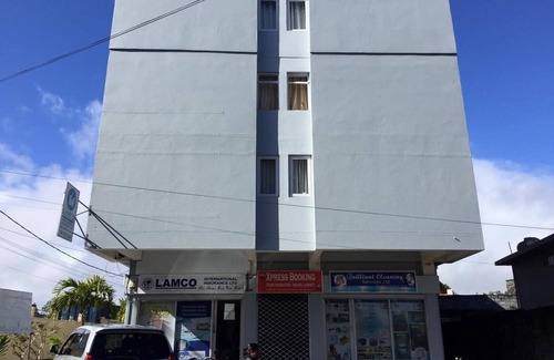 Forest Side Apartment | La Péninsule - Town Apartment in Curepipe