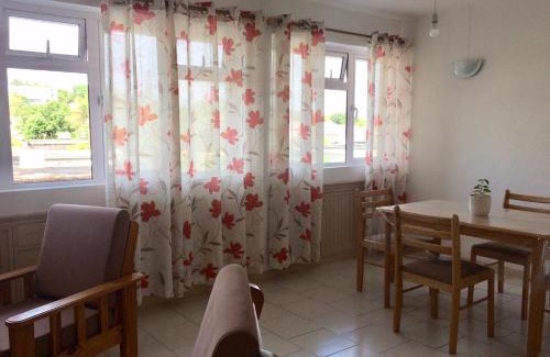 Forest Side Apartment | La Péninsule Town Apartment Curepipe No 4