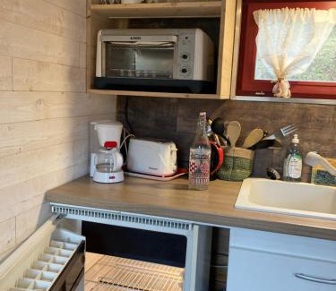 Menetrux-en-Joux Ski Chalet | La p'tite maison bois du hérisson