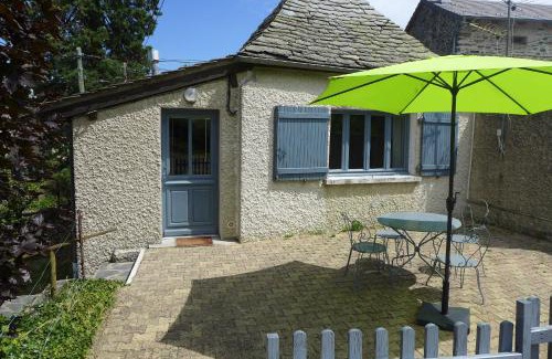 Saint-Hostien House | La P'tite Maison