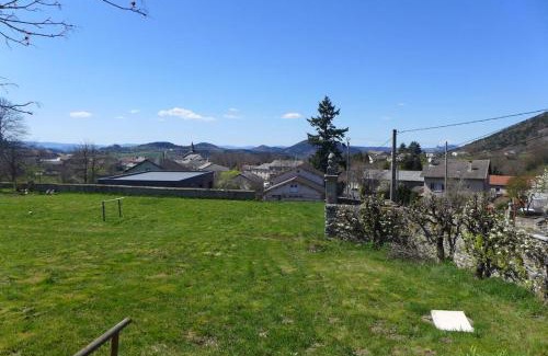 Saint-Hostien House | La P'tite Maison