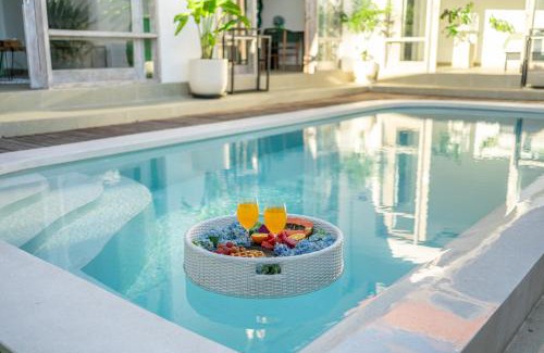 Umalas Villa | La Palma - Sleek, Stylish & Spacious - Brand New 2-Bedroom Villa with Large Pool in Canggu!