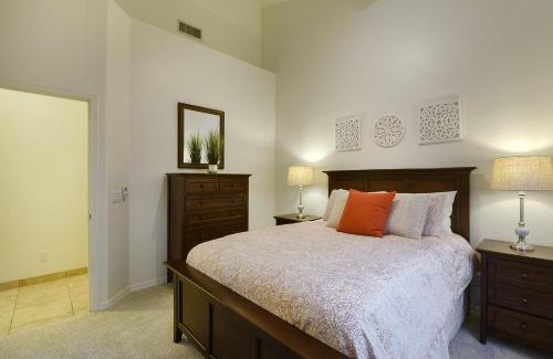 Tucson House | La Paloma Executive