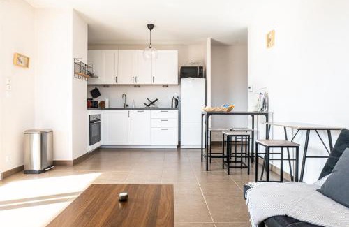 Cran-Gevrier Apartment | La Parenthèse - Annecy- Grande Terrasse - Chambre - Garage