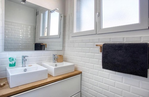 Angouleme Apartment | La Pause Douce Cosy à Angoulême - Confort, Lumière et Espace