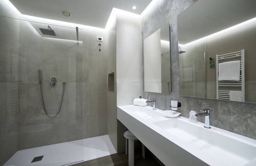 Camerano Hotel | La Perla