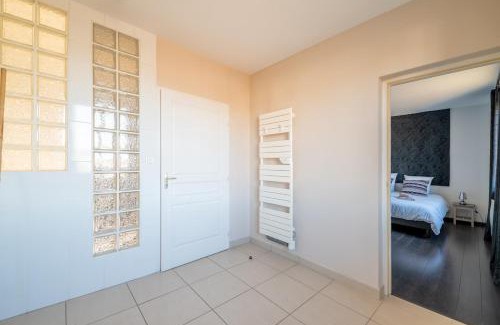 Doubs Apartment | La Perle Isolée- L'Essentiel - Appartement de 100m2