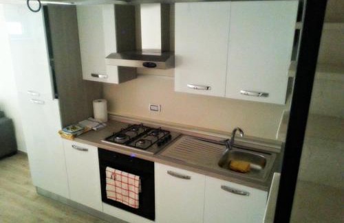 Rivisondoli Apartment | la petit maison