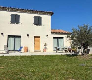 Paluds de Noves Villa | La Petite Bastide en Provence