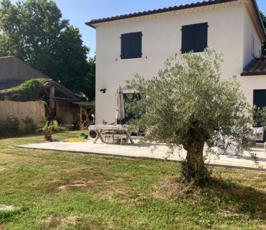 Paluds de Noves Villa | La Petite Bastide en Provence