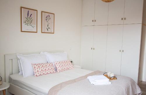 Xylokastron Apartment | La Petite Fleur Guesthouse