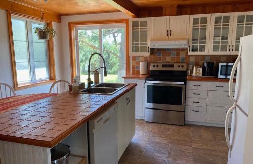Isle aux Coudres House | La petite maison sur l'Isle