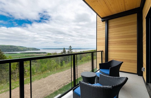 Baie-St-Paul Apartment | La Pignoronde, 210