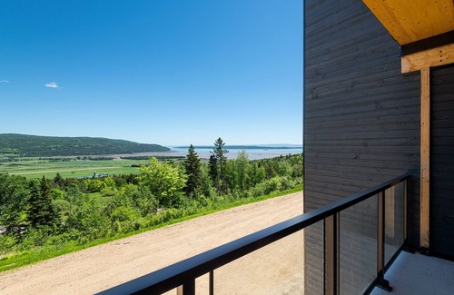 Baie-St-Paul Apartment | La Pignoronde, 211