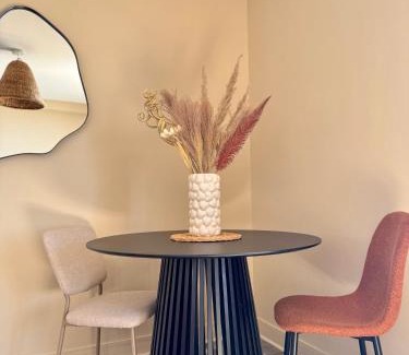 Saint-Jacques-de-la-Lande Apartment | La Pilate, avec vue sur les toits de Rennes