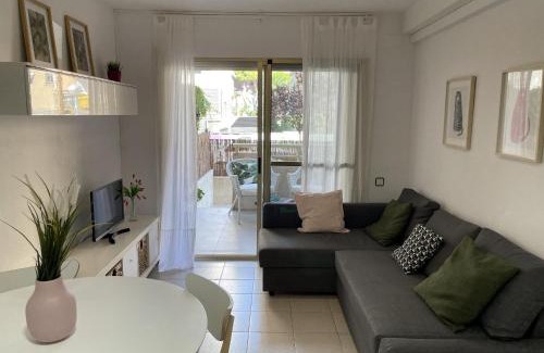 La Pineda Apartment | La Pineda Holiday Apartment