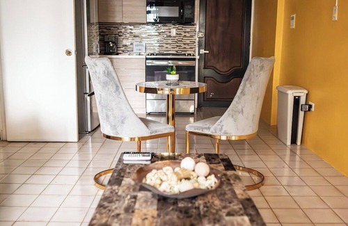 Parque Apartment | La Placita Escape: Dance, Dine, and Unwind