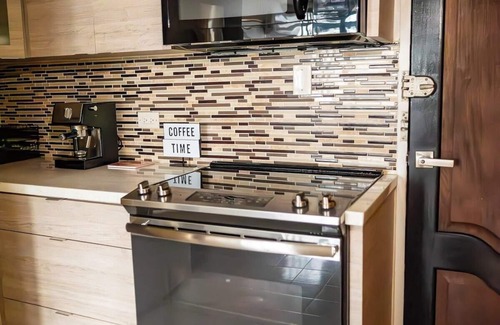 Parque Apartment | La Placita Escape: Dance, Dine, and Unwind