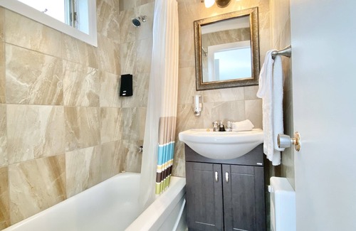 Berthier-sur-Mer Hotel | La Plage Motel