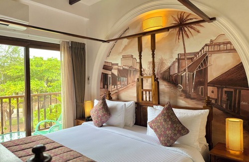 White Town Hotel | La Plage SeaView Suites