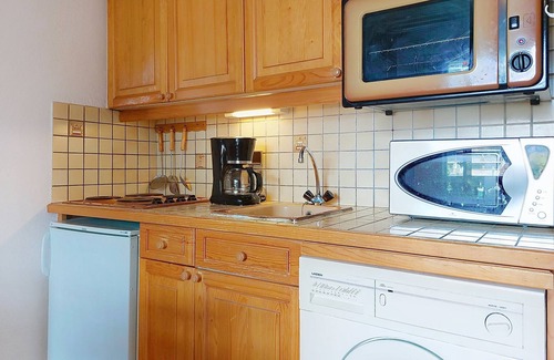 Saint-Gervais-les-Bains Apartment | La pointe des Aravis 3 by Interhome