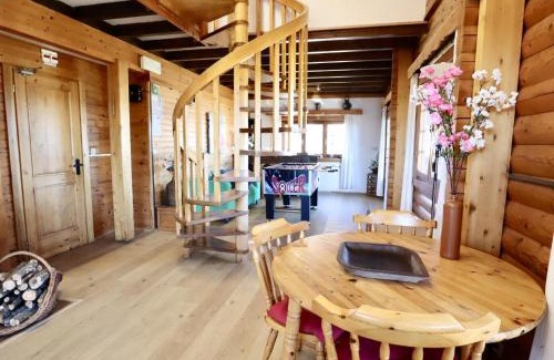 The Ardennes House | La Pomme de Pin
