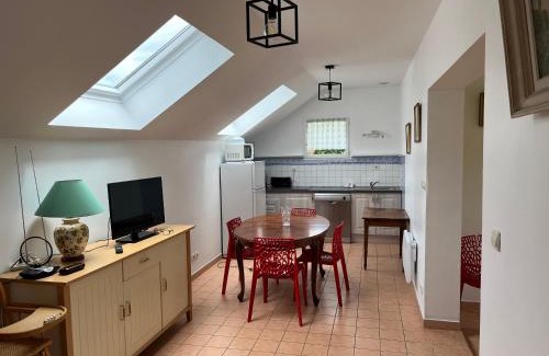 Grand Bourgtheroulde House | LA POMMERAIE