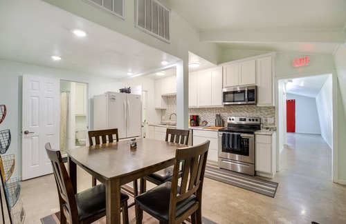 La Porte House | La Porte Home w/Hammock Near Sylvan Beach!