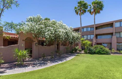 Casas Adobes Hotel | La Posada Lodge & Casitas, an Ascend Collection Hotel