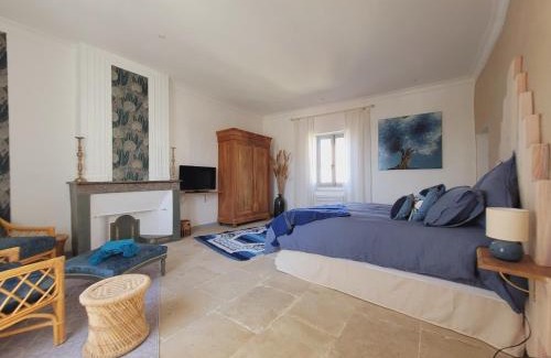 Congenies House | La Promenade Suite & Spa