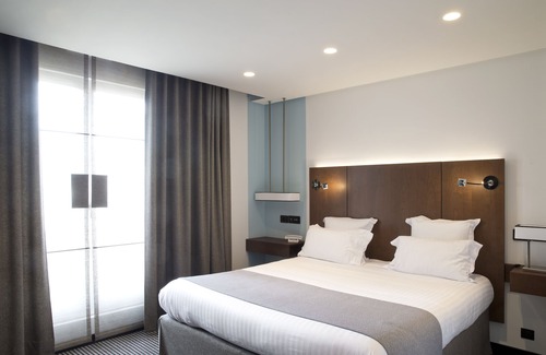 Centre Ville Hotel | La Pyramide Patrick Henriroux