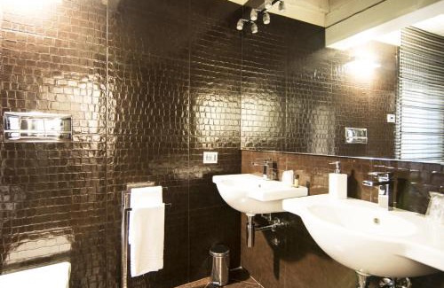 Iseo Apartment | LA QUADRA SUITES - Central Apartments in Iseo with daily housekeeping