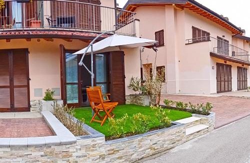 Pieve Apartment | La Quiete 24 Lake view apartment by Gardadomusmea