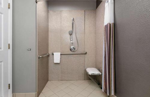 Belton Hotel | La Quinta by Wyndham Belton - Temple South