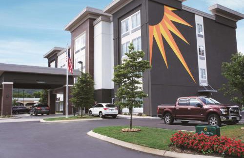 Lookout Valley Neighborhood Association Hotel | La Quinta by Wyndham Chattanooga - Lookout Mtn