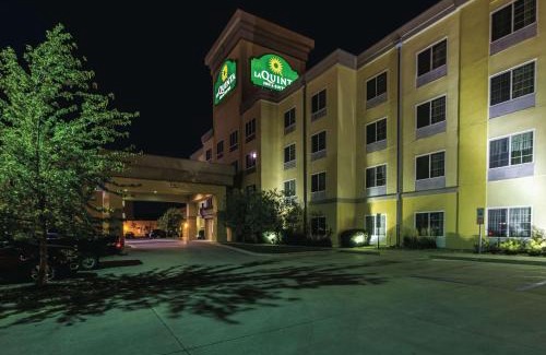 Fargo Hotel | La Quinta by Wyndham Fargo-Medical Center