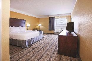 Barker Hotel | La Quinta by Wyndham Houston NW Beltway8/WestRD