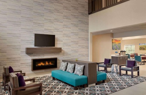 Longview Hotel | La Quinta by Wyndham I-20 Longview South