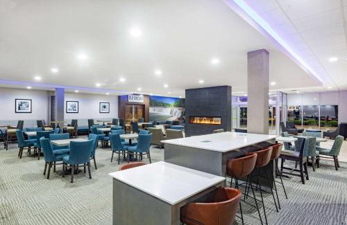 Joplin Hotel | La Quinta by Wyndham Joplin