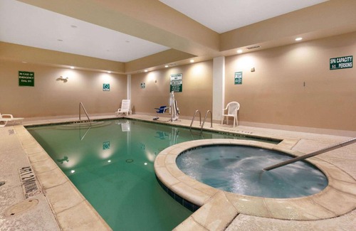 Lindale Hotel | La Quinta by Wyndham Lindale
