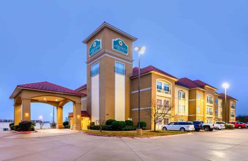 Longview Hotel | La Quinta by Wyndham Longview North