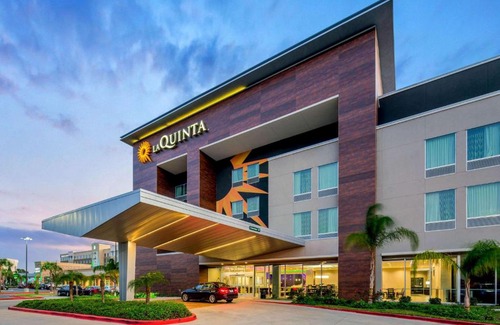 McAllen Hotel | La Quinta by Wyndham McAllen Convention Center