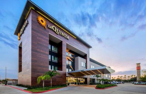 McAllen Hotel | La Quinta by Wyndham McAllen Convention Center